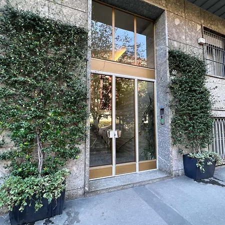 Nuovo Ed Elegante In Zona Bocconi Apartamento