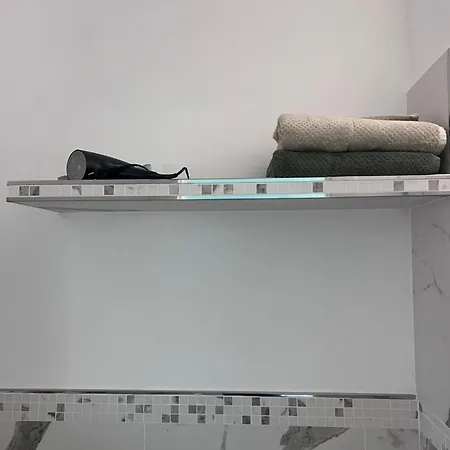 Nuovo Ed Elegante In Zona Bocconi Milão