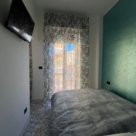 Nuovo Ed Elegante In Zona Bocconi Apartamento Milão